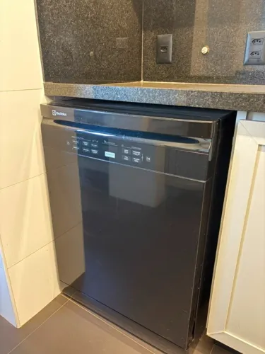 Lava-Louças Electrolux 14 Serviços Preta Experience com Função Higienizar Compras - LL14P
