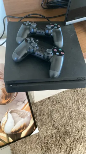 PlayStation 4 slim
