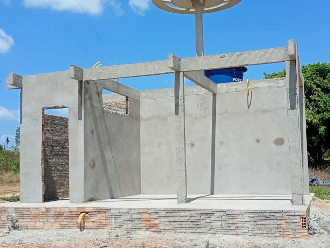 Pedreiro, carpinteiro e pintor 