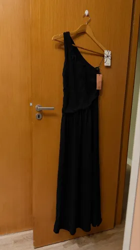 Vestido preto longo