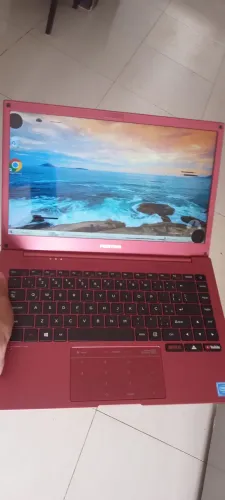 Ultrabook quebra galho sem trocas sem devolução 4GB w11 64GB visor possui manchas