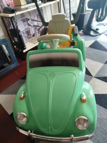 Mini Carro Infantil Pedal/passeio Fusca Verde Bubblecar Verde