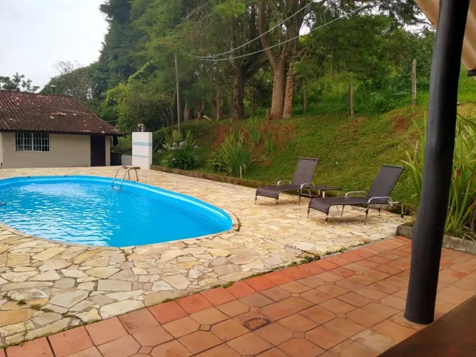 CHÁCARA RURAL em Sapucaí-Mirim - MG, Centro