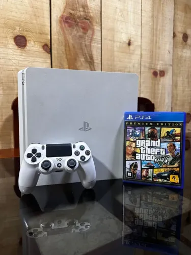 PS4 SLIM BRANCO + GTA V