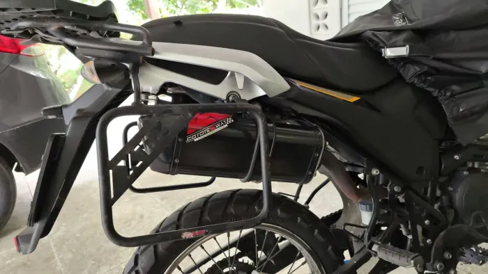 Escape esportivo coyote para Lander 250