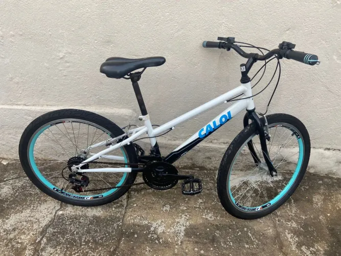 Bicicleta Caloi aro 24 - pouco uso