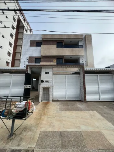 Apartamento de 2 quartos com suíte na melhor localização dos Bancários!!!