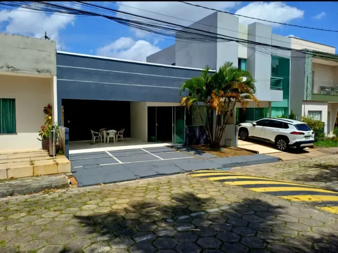 Alugo casa Térrea no condomínio Jardim Espanha (Não e Mobiliada) 3 quartos com 1 suíte