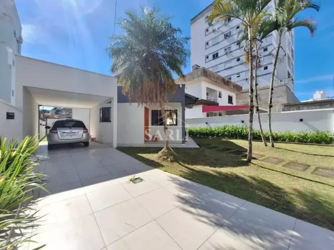 Imóvel para venda tem 143 metros quadrados com 3 quartos em Pagani - Palhoça - SC