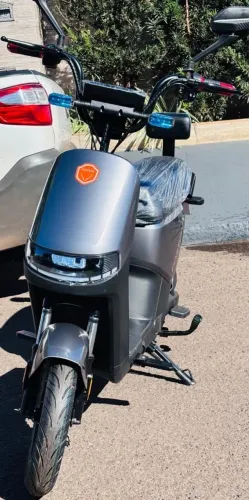 Scooter elétrica Foston x15 NOVA. Acompanha 1 carregador 2 chaves ,2 TAGs e 2 controles. N