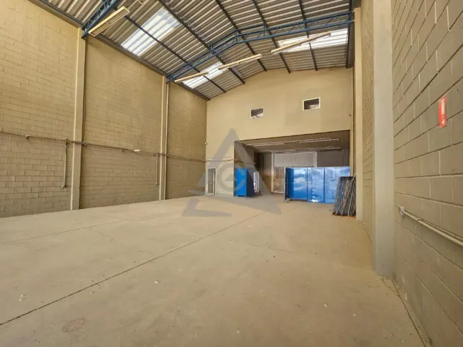 Galpão para alugar em Campinas, Parque Rural Fazenda Santa Cândida, com 525 m²