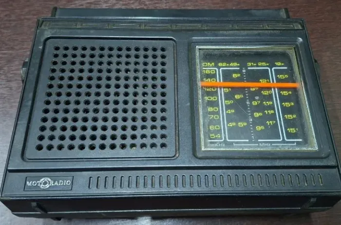 MOTORÁDIO - RADIO ANTIGO RELIQUIA