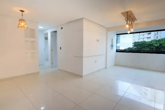 Apartamento 3 quartos , Setúbal /Boa Viagem, próximo ao Dona Lindu