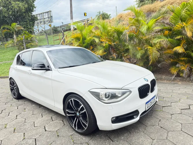 BMW 118IA / Urban/sport 1.6 TB 16V 170cv 5P 2015
