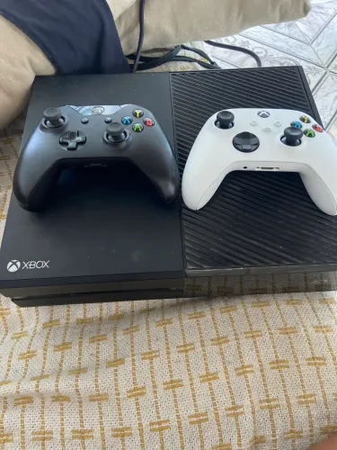xbox one fat + controle de série s original só usado 2 vezes 