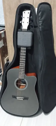violão-proficional tagima sunset smart 1com Bluetuo controlado pelo celular estádo de novo