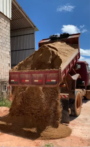 Areia lavada, brita 0, 1 e 2