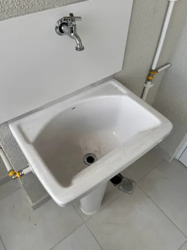 Tanque branco