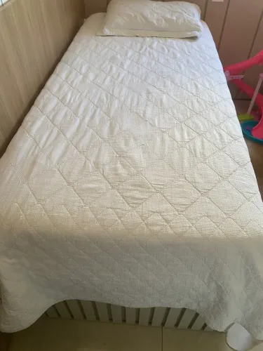 Cama solteiro