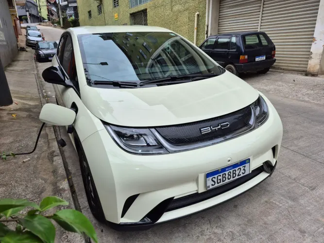 BYD Dolphin EV (Elétrico) 2024
