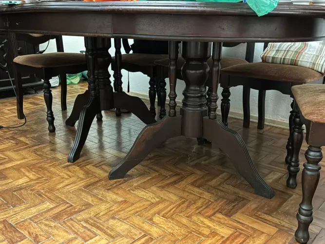Conjunto de mesa de jantar com 8 cadeiras