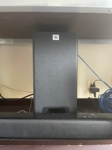 JBL CINEMA SOUNDBAR SB130