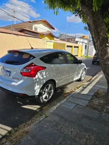 Ford Focus 2.0 16v/se/se Plus Flex 5P Aut. 2015