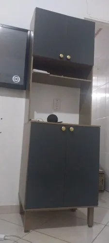 Vendq de um móvel semi novo