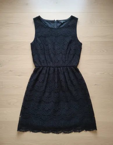 Vestido de Renda Preto