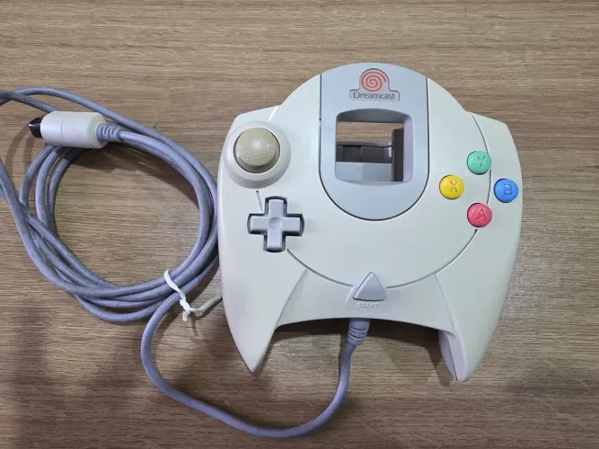 Controle Sega Dreamcast em perfeito funcionamento 