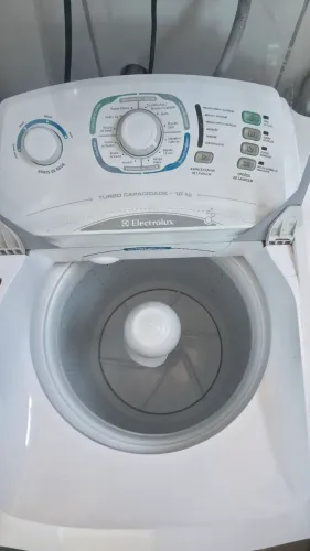 Máquina de Lavar Electrolux 10kg - Em Perfeito Estado!