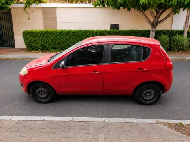 Fiat Palio Attractive 1.0 EVO Fire Flex 8V 5P 2015