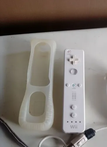 Wii remote original com capa de proteção