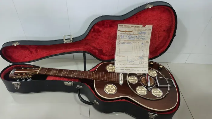 Violão del vecchio dinâmico 1950 com Nota fiscal, estojo rigido, em perfeito estado