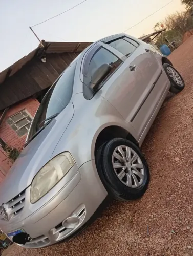 Volkswagen Fox Plus 1.6mi/ 1.6mi Total Flex 8V 4P 2005