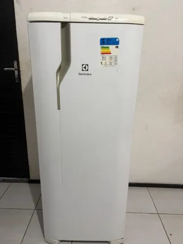 Geladeira ELECTROLUX
