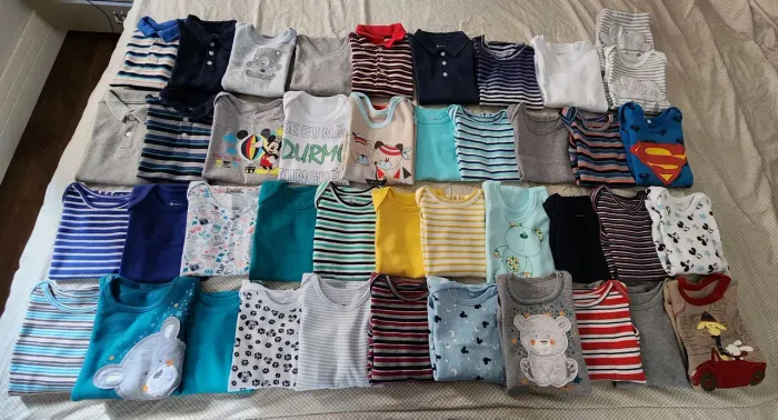 Lote bodys para bebê menino (9 a 12 mêses)