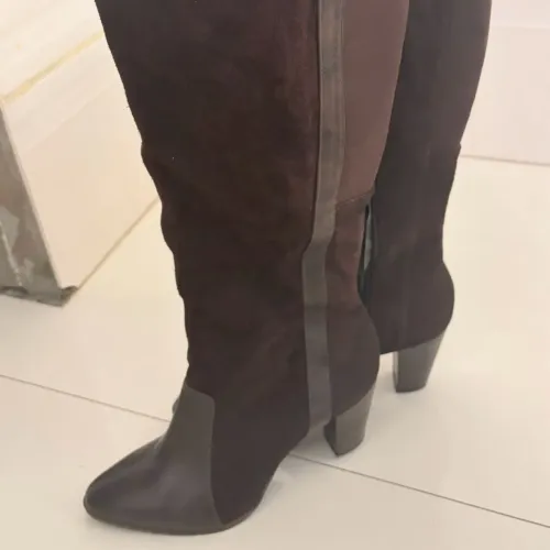 Bota de couro
