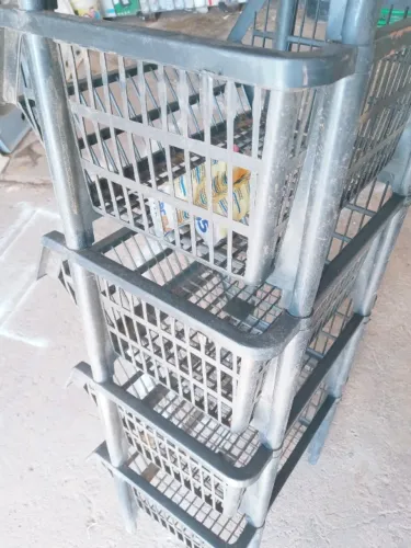 Cestos empilhaveis de plastico 43cmx30cm