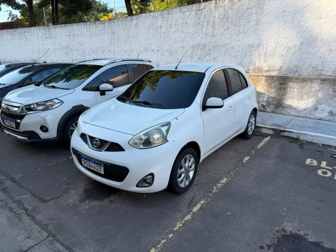 Nissan March SV 1.6 16V Flexstart 5P Mec. 2017