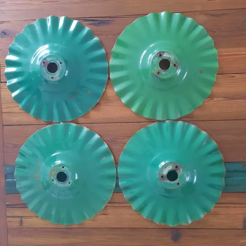 Prato de Luminária de poste antigo - Esmaltado verde ( valor unitário)<br>
