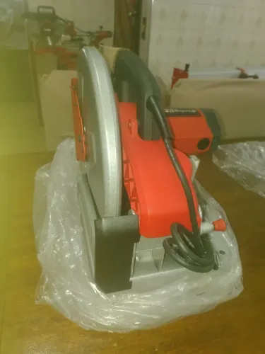 Serra corte de metal 127 volts modelo TC MC 355 einhell