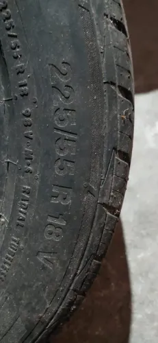 Pneu Aro 18- Vulcanizado 225 55 R18