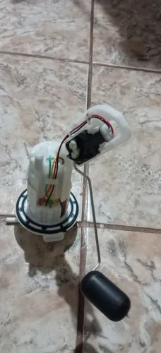 bomba de combustível e motor de partida da 160.