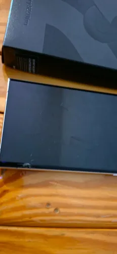 Samsung Galaxy S22 Ultra [256GB] - Tela Quebrada (Leia a Descrição)