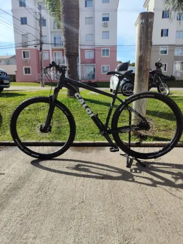 Vendo Mountain Bike Caloi Explorer Shimano Deore - ZERADA / NOVA!<br>