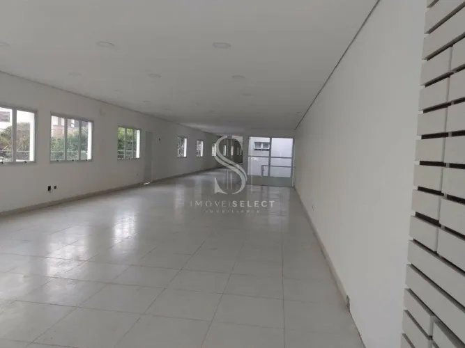 Prédio comercial em Aclimação - São Paulo