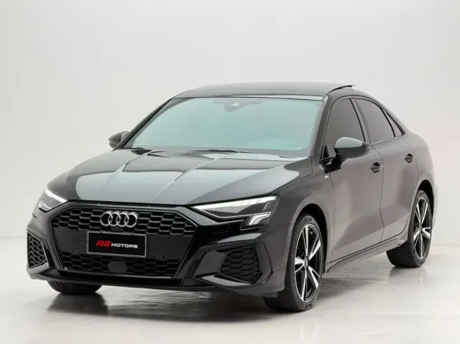 Audi A3 Sed. Perform. Black 2.0 TFSI S-tronic 2023