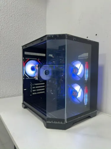 PC GAMER RYZEN 5 4650G + GABINETE AQUÁRIO CURVO