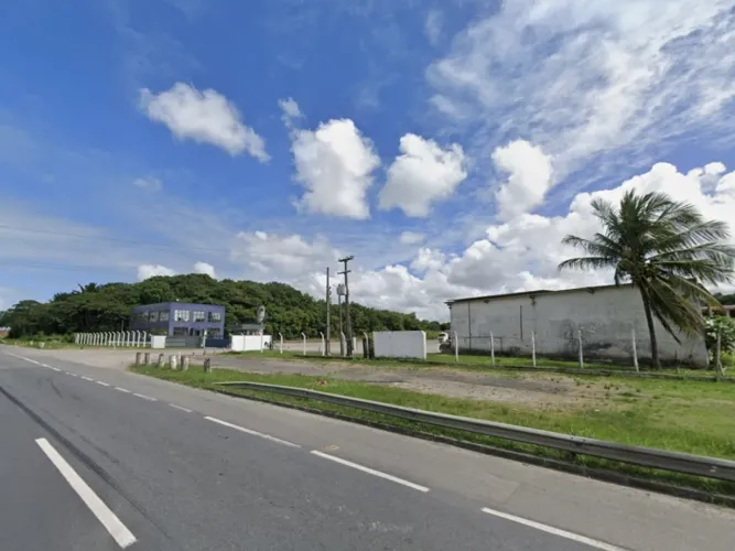 Galpões, A.T.: 20.000m², A.C.: 1.830m², Porto de Suape, Ipojuca/PE